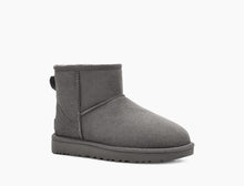 Carica l&#39;immagine nel visualizzatore di Gallery, Stivale Ugg Mini Classic II Grigio