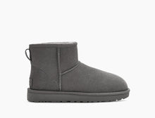 Carica l&#39;immagine nel visualizzatore di Gallery, Stivale Ugg Mini Classic II Grigio